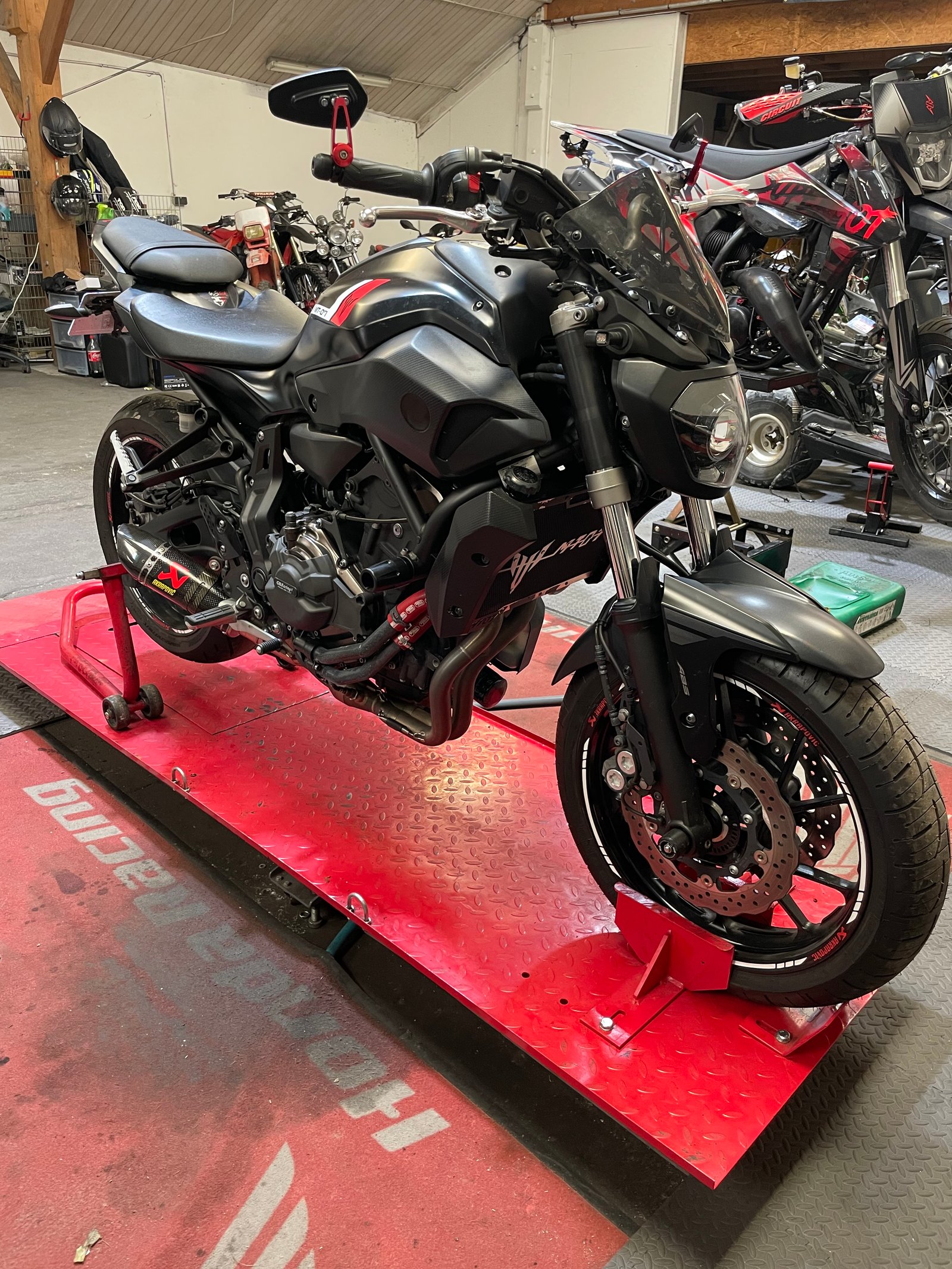 Yamaha MT-07